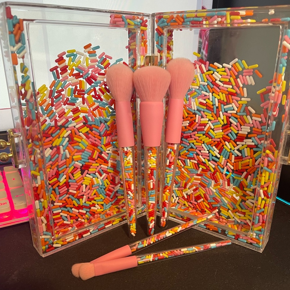 Museum of Ice Cream Sprinkle Makeup Brush Set